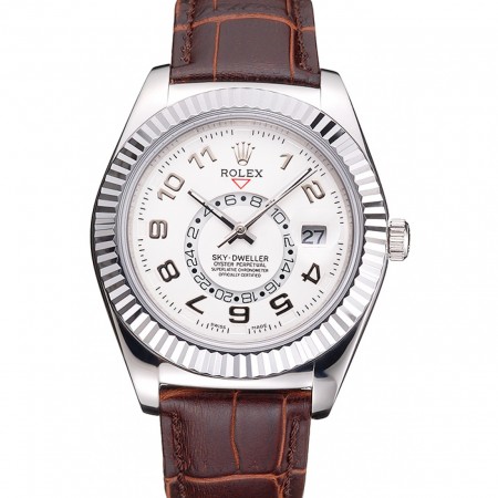 Rolex Sky Dweller quadrante bianco cassa in acciaio cinturino in pelle marrone