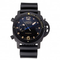 Panerai Luminor sommergibile flyback data quadrante nero marcature gialle cassa ionizzata nera cinturino in caucciù nero