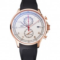 IWC Portugieser Yacht Club quadrante bianco cassa in oro rosa cinturino in caucciù nero