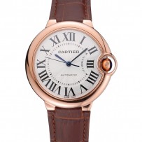 Svizzero Ballon Blue De Cartier Cassa in oro quadrante bianco Numeri romani Bracciale in pelle marrone 622.651