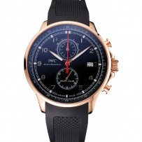 IWC Portugieser Yacht Club quadrante nero cassa in oro rosa cinturino in caucciù nero